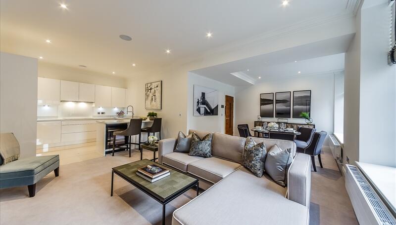 2 bed property in Palace Wharf, Rainville Road, London